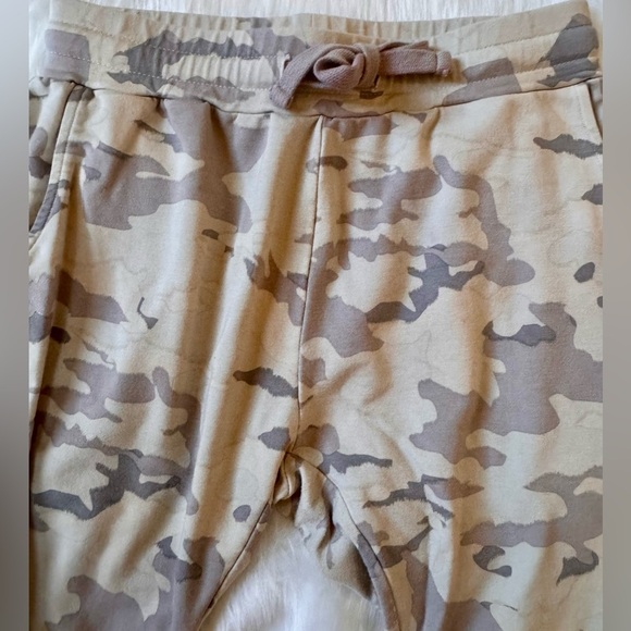 MonoB Dark Gray Bra Top and Camouflage Joggers - Picture 3 of 6